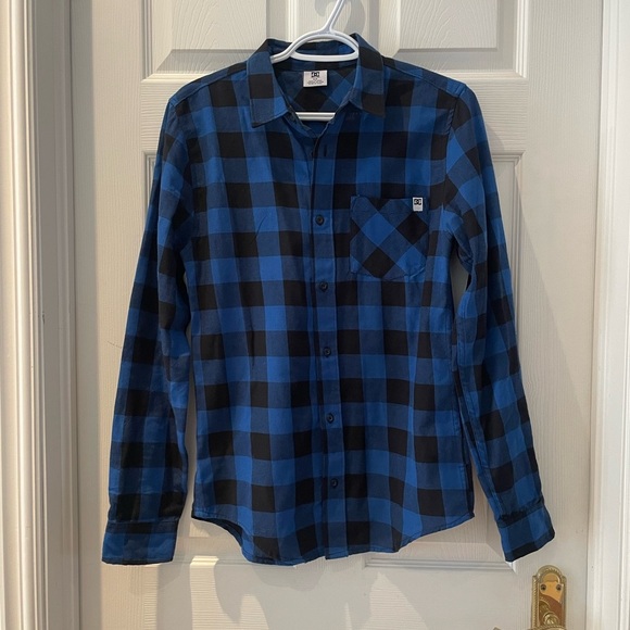 Men’s casual plaid DC button up shirt - Picture 1 of 4